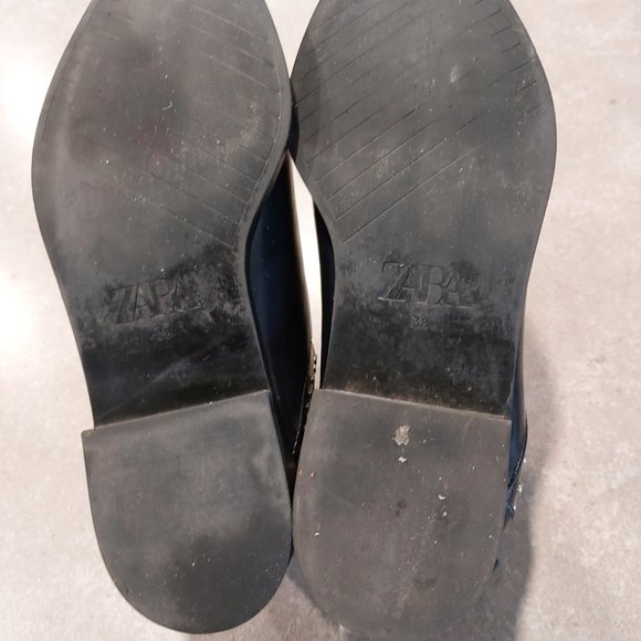 ZARA Women's Flat Ankle Boots w/Silver Studs and Elastic - Black - Size 8.5 - Picture 9 of 9